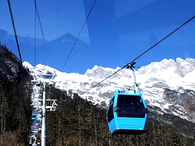 玉龙雪山-冰川公园大索道.jpg