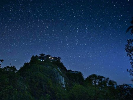 云峰山原始森林公园-繁星.jpg