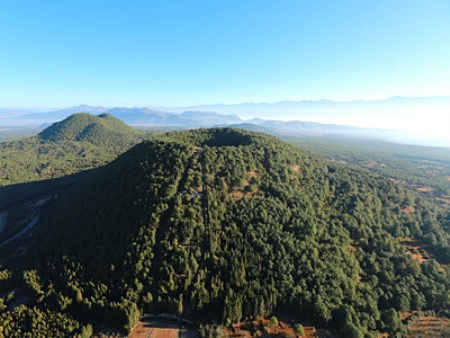 腾冲火山地质公园-火山全貌.jpg