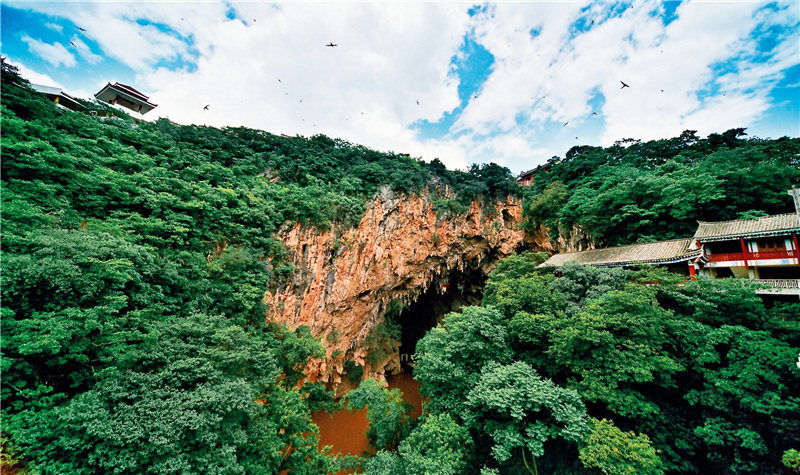 建水燕子洞风景区1.jpg